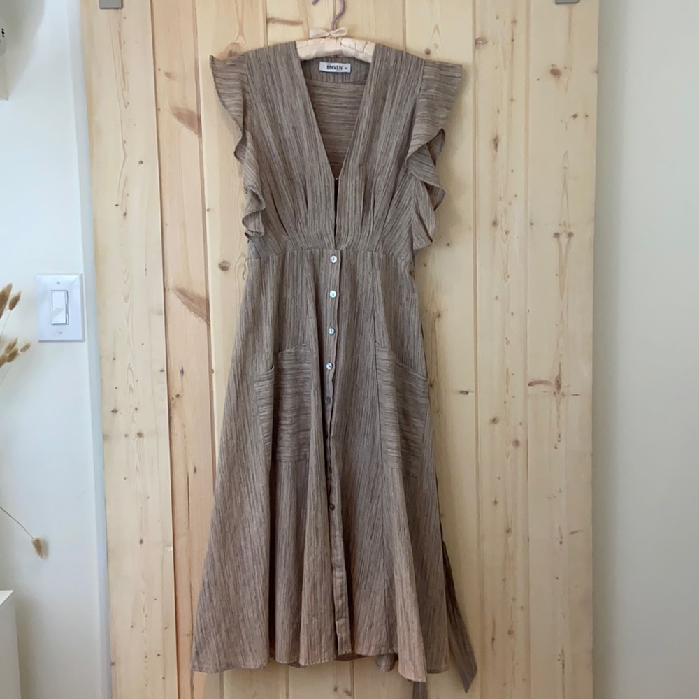 The Maven Store | Linen A-line Dress | Medium